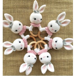 Tavşan Kız Çıngırak Akçaağaç Halka Amigurumi Çıngırak ipek-905